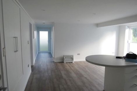 Photo of property in 46 Carrington Street, Lower Vogeltown, New Plymouth, 4310