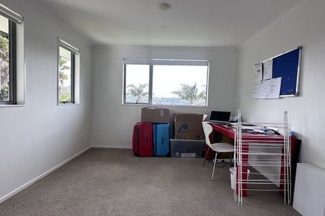 Photo of property in 10 Aberley Road, Schnapper Rock, Auckland, 0632