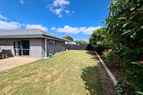 Photo of property in 15 Mangakoea Place, St Andrews, Hamilton, 3200