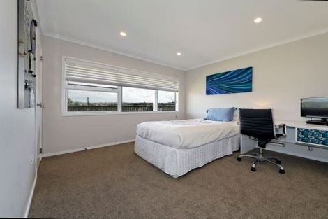 Photo of property in 2b Scott Road, Hobsonville, Auckland, 0618