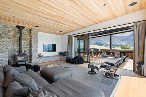 Photo of property in Meadowstone Alpha Series, 28 Sapphire Spring Rise, Wanaka, 9305