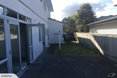 Photo of property in 25 Chippenham Grove, Churton Park, Wellington, 6037