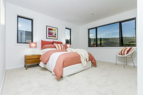 Photo of property in 19 Tawatawa Street, Long Bay, Auckland, 0630