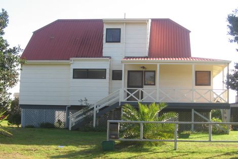 Photo of property in 330 Kenwood Drive, Matarangi, Whitianga, 3592