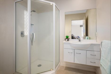 Photo of property in 12 Avion Terrace, Raumati Beach, Paraparaumu, 5032