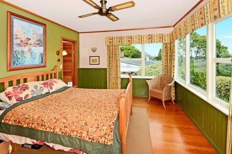 Photo of property in 50 Moore Street, Hillcrest, Auckland, 0627