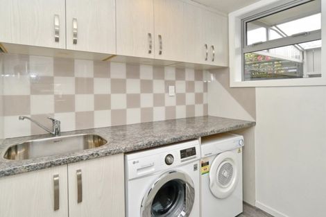 Photo of property in 3 Cam Place, Harewood, Christchurch, 8051