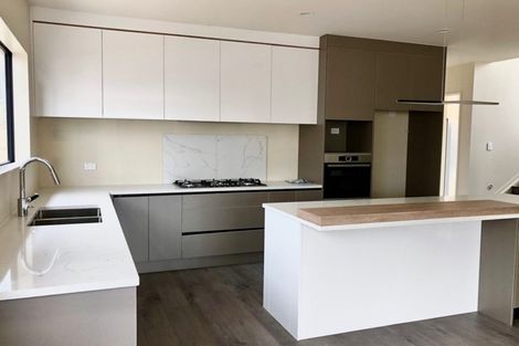 Photo of property in 17 Toanui Road, Hobsonville, Auckland, 0616