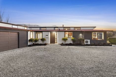 Photo of property in 11 Juno Place, Wanaka, 9305
