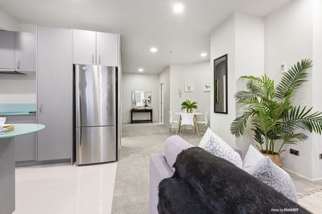 Photo of property in The Quay, 2/332b2 Lambton Quay, Wellington Central, Wellington, 6011