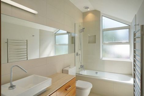 Photo of property in 21 Plynlimon Road, Fendalton, Christchurch, 8052