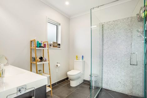 Photo of property in 28 Nellie Drive, Kumeu, 0810