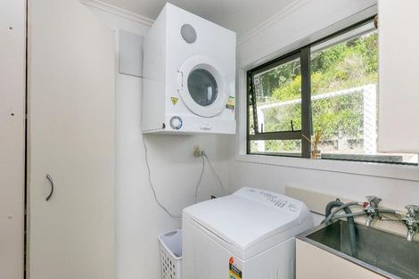 Photo of property in 12 Breton Grove, Kingston, Wellington, 6021