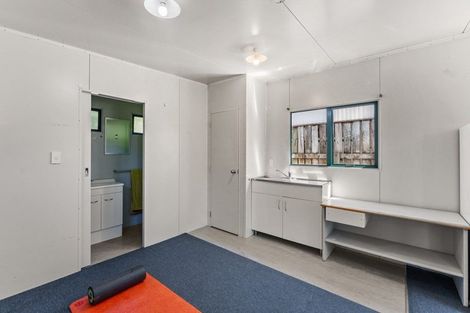 Photo of property in 48 Tiromoana Road, Raumati South, Paraparaumu, 5032