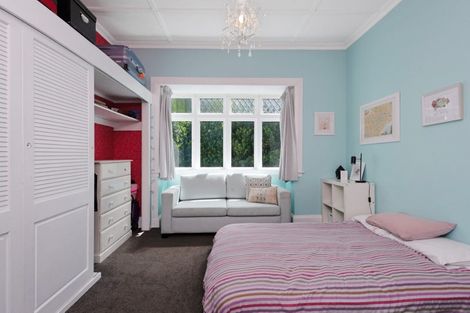 Photo of property in 225a Karori Road, Karori, Wellington, 6012