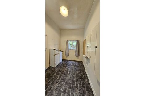 Photo of property in 1/13 Garden Road, Northland, Wellington, 6012