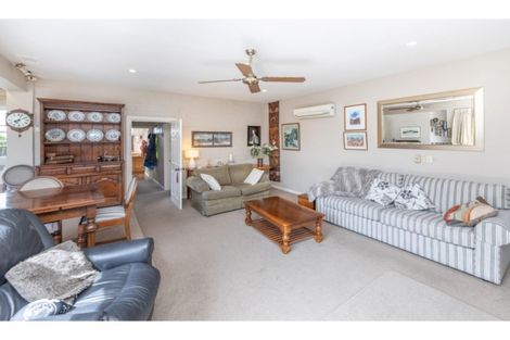 Photo of property in 105a Hinau Street, Riccarton, Christchurch, 8041