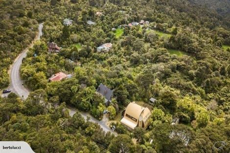 Photo of property in 81 Anawhata Road, Anawhata, New Lynn, 0772