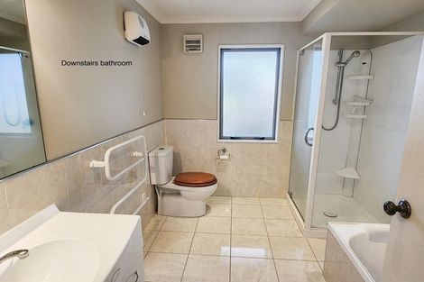 Photo of property in 16 Lighthouse Road, Bluff Hill, Napier, 4110