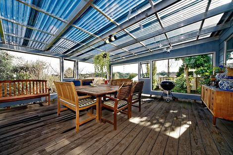 Photo of property in 60 Lynn Road, Bayview, Auckland, 0629