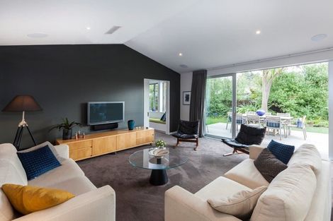 Photo of property in 9 Hadlow Place, Burnside, Christchurch, 8041