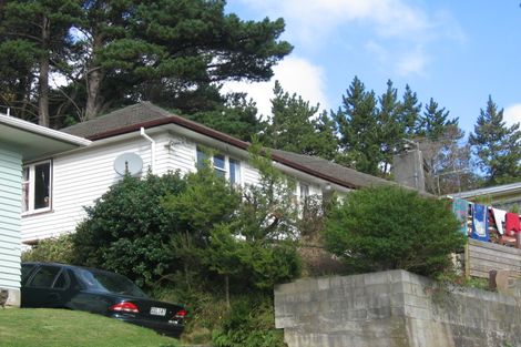 Photo of property in 9 Thomson Grove, Stokes Valley, Lower Hutt, 5019