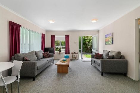 Photo of property in 6a Corilin Place, Mangakakahi, Rotorua, 3015