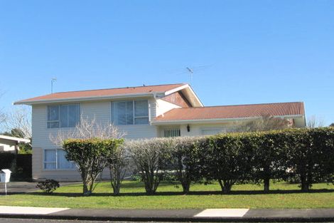 Photo of property in 5 Cargill Street, Papakura, 2110