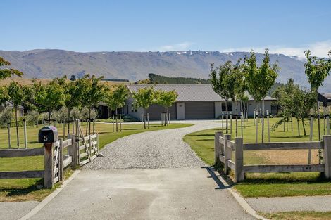 Photo of property in 5 Stout Terrace, Cromwell, 9310