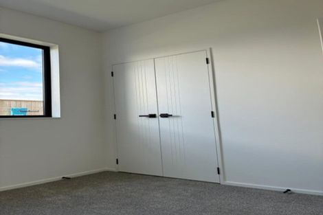 Photo of property in 13 Kaapehu Street, Karaka, 2578