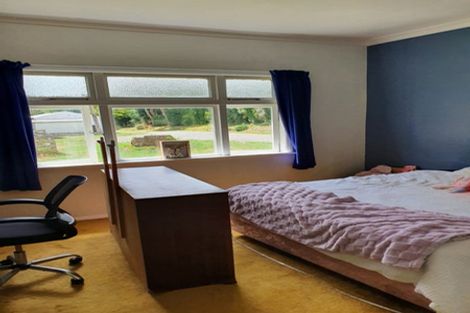 Photo of property in 147 Kawiu Road, Levin, 5510