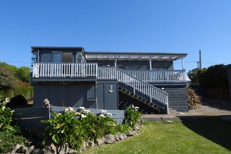 Photo of property in 19 Nasmyth Street, Kakanui, Oamaru, 9495