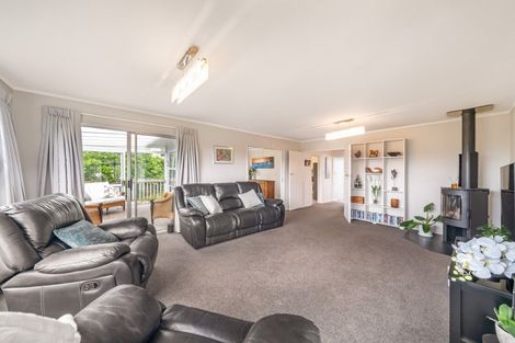 Photo of property in 3 Bowline Place, Whitby, Porirua, 5024