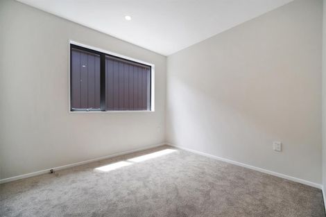 Photo of property in 73 Kaha Road, Papakura, 2110