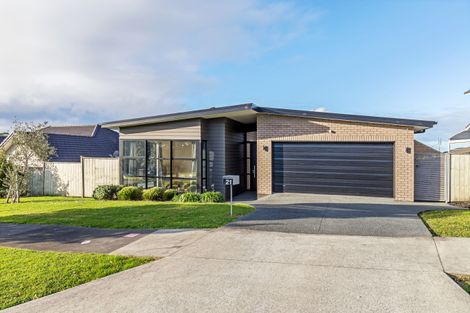 Photo of property in 21 Botanical Drive, Silverdale, 0932