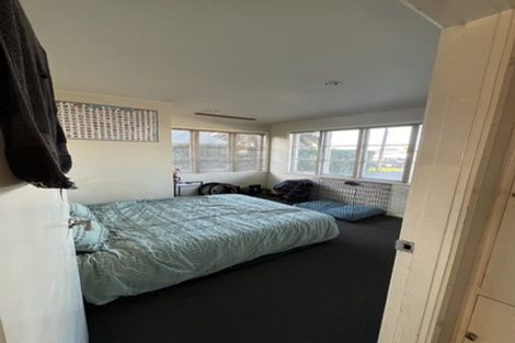 Photo of property in 9 Waterview Road, Favona, Auckland, 2024