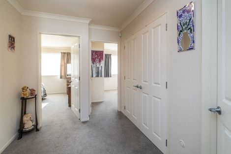 Photo of property in 20d Victoria Street, Hawera, 4610