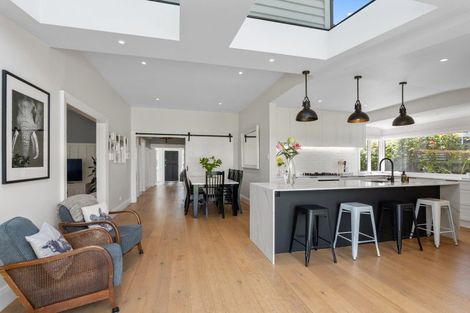 Photo of property in 112 Knowles Street, St Albans, Christchurch, 8052