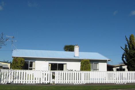 Photo of property in 1 Mill Street, Marton, 4710