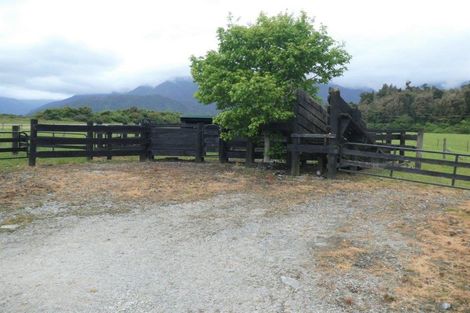 Photo of property in 753 Franz Josef Highway, Whataroa, 7886