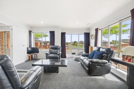 Photo of property in 88 Wentworth Drive, Rototuna North, Hamilton, 3210