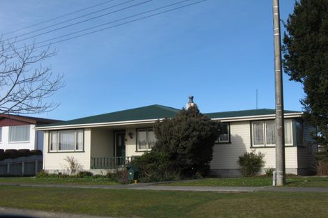 Photo of property in 21 Grange Street, Winton, 9720