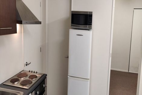 Photo of property in 5 Hazel Glen, Bayview, Auckland, 0629