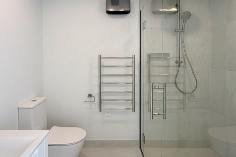 Photo of property in 2/14 Nayland Street, Sumner, Christchurch, 8081