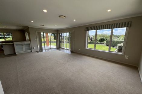Photo of property in 10 Hokowhitu Court, Hokowhitu, Palmerston North, 4410