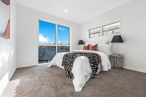 Photo of property in 6b Kaimai Avenue, Massey, 0614