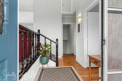 Photo of property in 15 Bickerstaffe Road, Maungaturoto, 0520