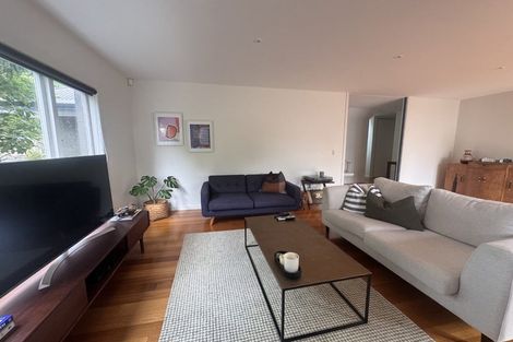 Photo of property in 30 Temple Street, Meadowbank, Auckland, 1072