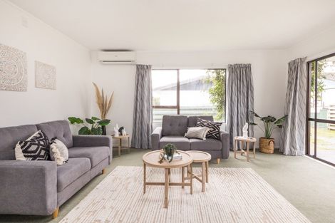 Photo of property in 4b Peter Hall Drive, Kelvin Grove, Palmerston North, 4414