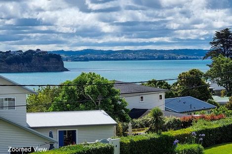 Photo of property in 1 Tindalls Bay Road, Tindalls Beach, Whangaparaoa, 0930